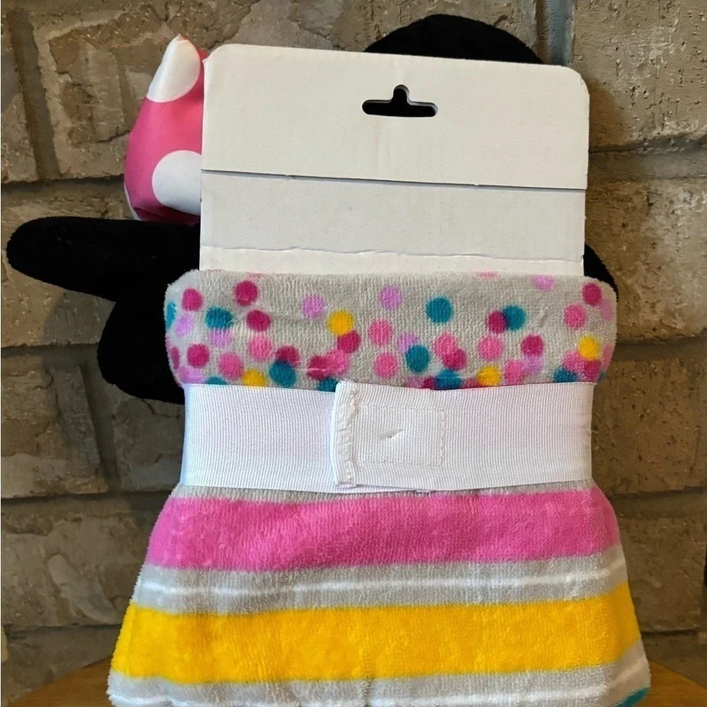 Disney Minnie Mouse Hooded Beach Swim Bath Towel 25